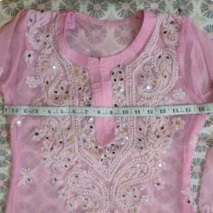 Pink Embroidered mirror work kurti with inner
