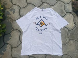 Gildan Single stitched vintage tshirt