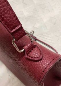 🍒Cherry red handbag -Mini🤌🏻