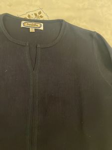 Ladies Top, T Shirt, Size Small, Dark Blue