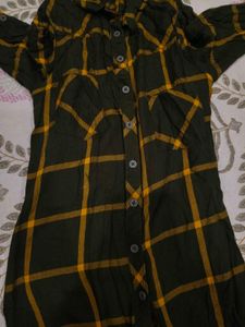 Chic Checked Kurti 🍂