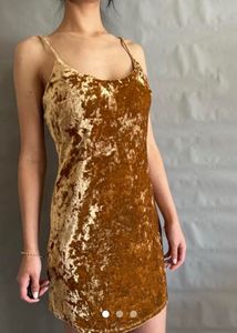 Forever 21 Women's Yellow and Gold Dress