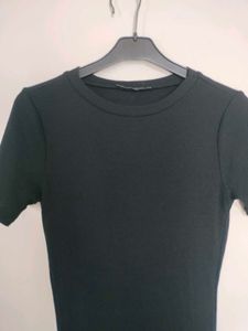 Green Turtle Neck &amp; Black Bodycon Dress Combo