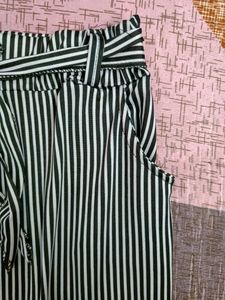 Black &amp; White Striped Palazzo Pants ✅