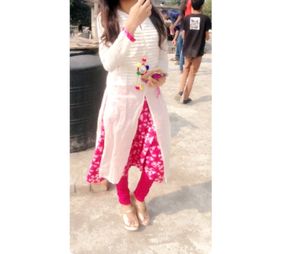Beautiful Pink And White Kurti