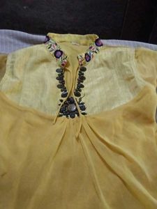 Elegant Yellow Kurta Set size m