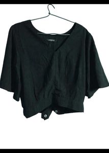 Chic Black V-Neck Crop Top