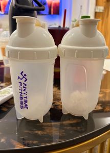 Set of 2 Protein Shaker Bottles