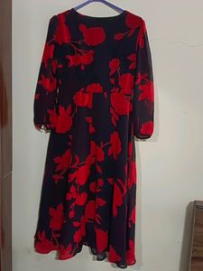 Harpa Black And Red Dress