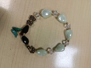 jumka set and bracelet all 3 items at given price