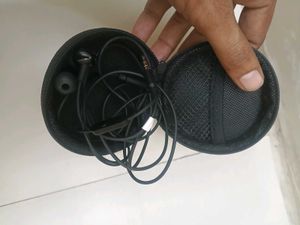 JBL Wired Earphones