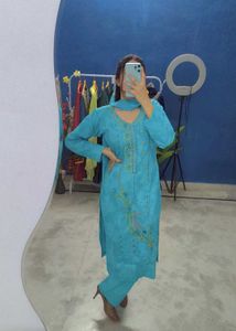 Beautiful Blue Kurta trouser chiffon dupatta