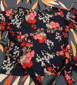 Floral Print  Waist Tie Up Top