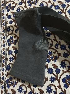 Tynor ankle binder