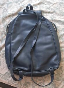 🎒 Chic Blue rFaux Leather Backpack