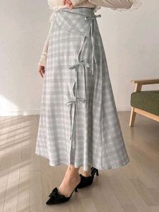 y2k Gray Plaid Wrap Skirt