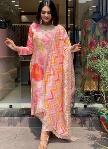 Brand New Shienzy Suit💖Set with Dupatta
