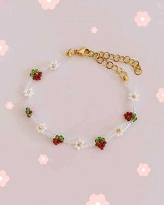 Strawberry & Flower Beaded Bracelet❤️