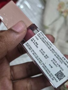 Maybelline Lifter Gloss - Petal shade