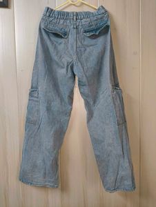 Dressberry Light Wash Wide Leg Cargo Jeans