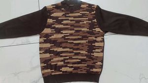 New Non Used PASACO Paris Sweater