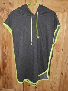 Sleeveless Hoodie Tunic Top