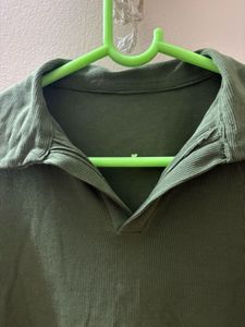 Green Collared Short Sleeve Top