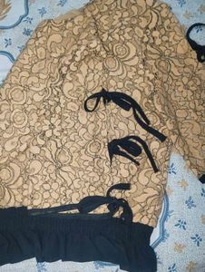 Leopard Print Ribbon Sleeve Top