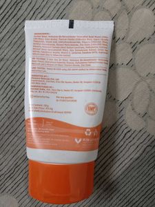 Qurez Tinted Mattifying Sunscreen SPF 50+