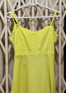 Elegant Yellow Spaghetti Strap Gown