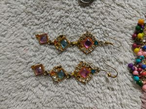 Assorted Elegant Earrings Set❤️