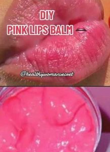 Strawberry 🍓+ Chocolate 🍫 lipbalm