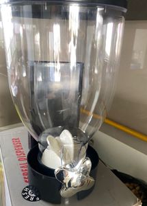 Dual Cereal Dispenser