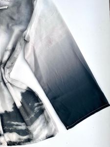 Chinese Style Gradient Print tunic/ shrug