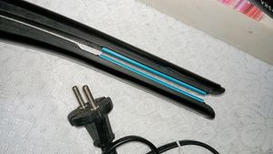 Syska HS6800 Hair Straightner