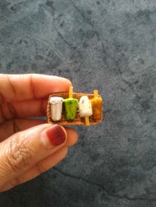 Beautiful and Tiny Fridge magnets..... Pack of 6