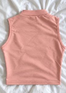 pink fitted top