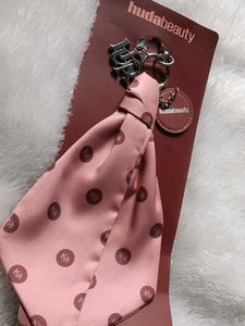 Huda Beauty Keychain Scarf Charm ♥️💕