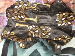 New Stylish Black &amp; Gold Tree Print Travel Bag