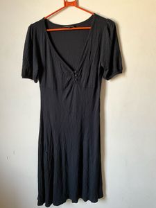 Chic V-Neck Button Detail Black Dress
