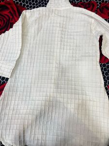 Elegant White Textured Kurta