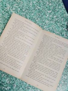 New Moon by Stephenie Meyer
