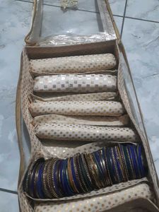 Beautiful Bangle Storage Box