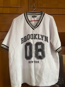 Brooklyn 08 New York V-Neck Top