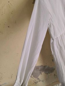 Elegant White Lace Trim Kurta