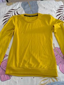 Yellow Long Sleeve Top 🌻