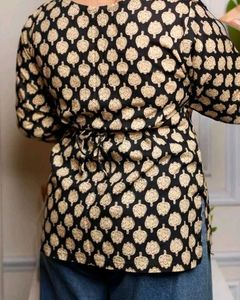 Navy Blue Flower Motif Printed Kurta