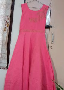 Stylish Gown For Women And Girls
