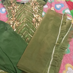 mehendi green suit