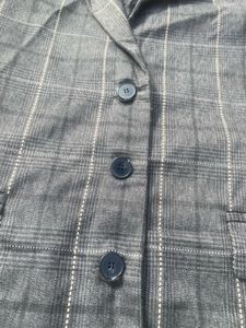 Plaid Blazer - Stylish &amp; Chic